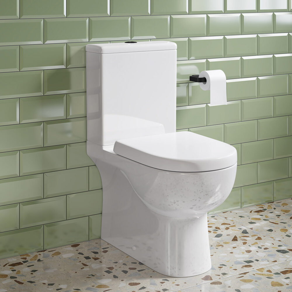 Foye Fully Enclosed Pan, Cistern & Soft Close Seat - Image 2