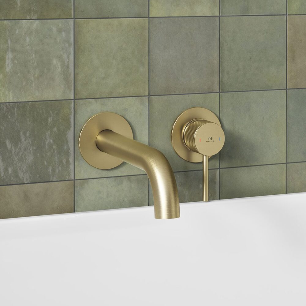 Ryver Fluted Wall Mounted Bath Filler Brushed Brass - Image 2